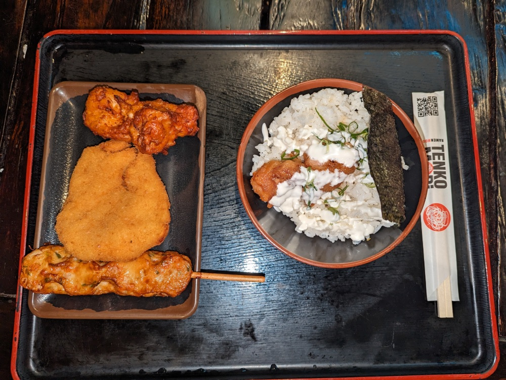 Golden Bites of Joy: Karaage Mayo – A Taste of Japan's Culinary Magic.