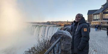 Akesse Sanza at Niagara Falls